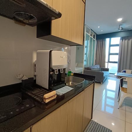 Robertson Cozy 3 Bedroom Family Suite With Netflix Kuala Lumpur Exterior photo